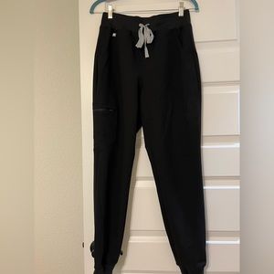 FIGS High waisted Zamora 2.0 joggers core color black size small